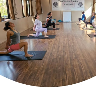 300 hour yoga teacher training in Rishikesh