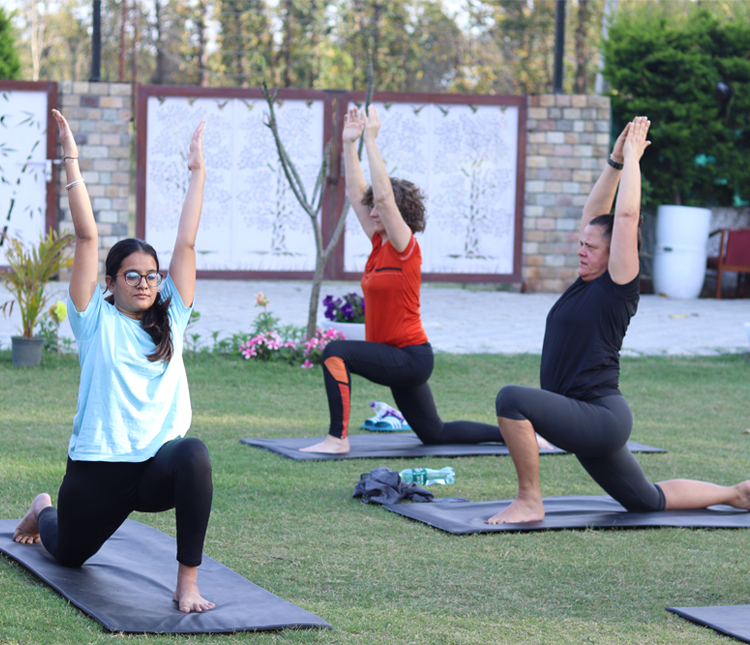  Join Our 3, 5 & 7 Days Yoga Retreat in Rishikesh, India